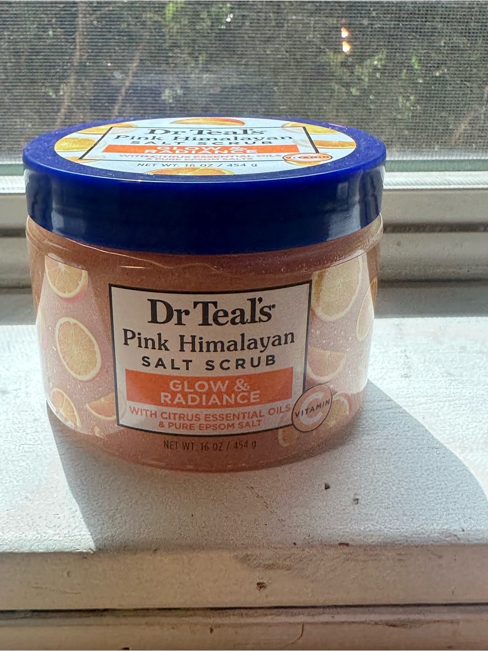 Dr Teal's Pink Himalayan Salt Scrub - Glow & Radiance (Citrus)